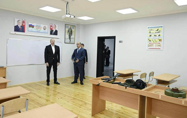Prezident Bum qəsəbəsində tam orta məktəbin yeni binasının açılışında iştirak edib - YENİLƏNİB - FOTO