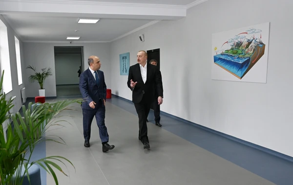В поселке Бум Габалинского района сдано в эксплуатацию новое здание полной средней школы - ОБНОВЛЕНО + ФОТО