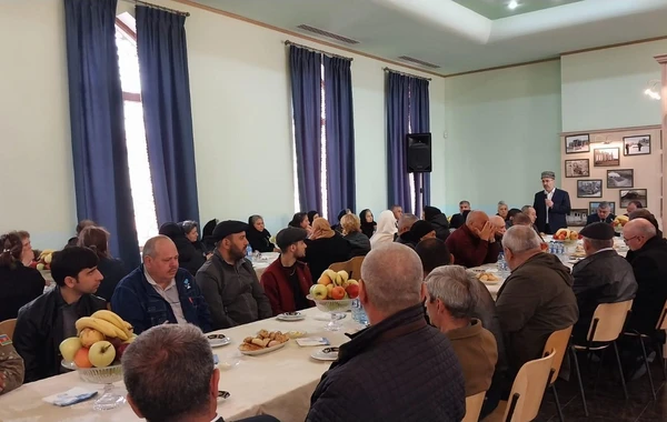 Bibiheybət məscidində şəhid ailələri və qazilərin iştirakı ilə bayram tədbiri keçirilib - FOTO