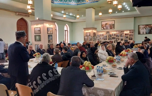 Bibiheybət məscidində şəhid ailələri və qazilərin iştirakı ilə bayram tədbiri keçirilib - FOTO