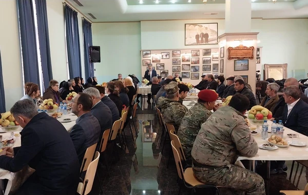 Bibiheybət məscidində şəhid ailələri və qazilərin iştirakı ilə bayram tədbiri keçirilib - FOTO
