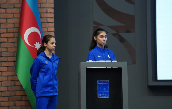 Fərid Qayıbov beynəlxalq yarışlarda uğurlu çıxış edən idmançılarla görüşüb - FOTO