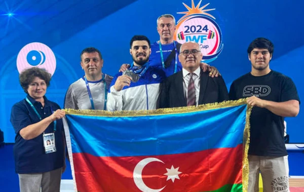 Dadaş Dadaşbəyli Dünya Kubokunda 3 gümüş medal qazanıb - FOTO