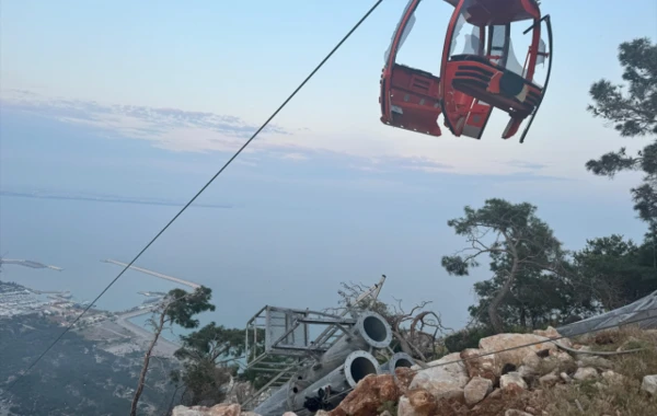 В Анталье завершилась операция по спасению застрявших на канатной дороге - ОБНОВЛЕНО + ФОТО/ВИДЕО