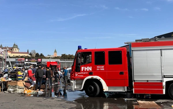 Bakıda “Maşın bazarı”nda 4 mağaza yanıb- YENİLƏNİB - YENİLƏNİB - VİDEO