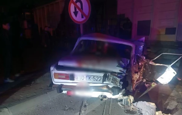 Bakıda avtomobilin qatara çırpılması nəticəsində xəsarət alanların son durumu AÇIQLANDI - YENİLƏNİB + FOTO