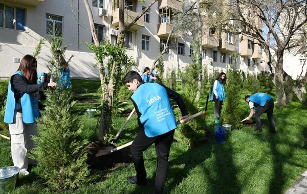 Bakıda Leyla Əliyevanın iştirakı ilə növbəti abad həyətlər sakinlərin istifadəsinə verilib - FOTO