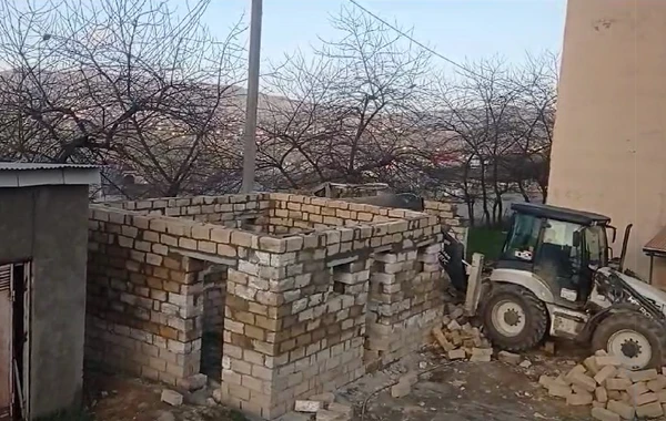 Nazirlik qanunsuz obyekt tikintisinin qarşısını alıb - FOTO\VİDEO