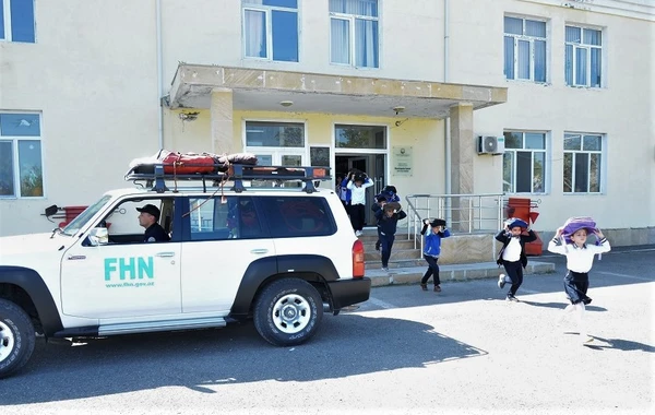 FHN Ağdamda orta məktəbdə mülki müdafiə məşqi keçirib - FOTO