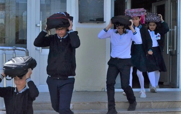 FHN Ağdamda orta məktəbdə mülki müdafiə məşqi keçirib - FOTO