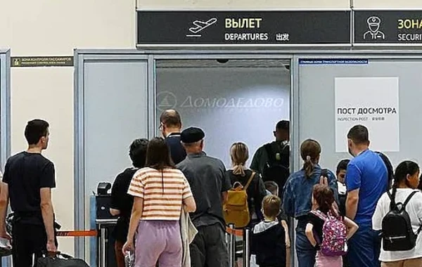 Domodedovo hava limanında baqaj işçisi 12 min manatlıq üzüyü oğurlayıb