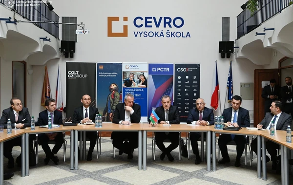 Ceyhun Bayramov “CEVRO” İnstitutunda Ermənistanla normallaşma prosesinin hazırkı durumundan danışıb - FOTO