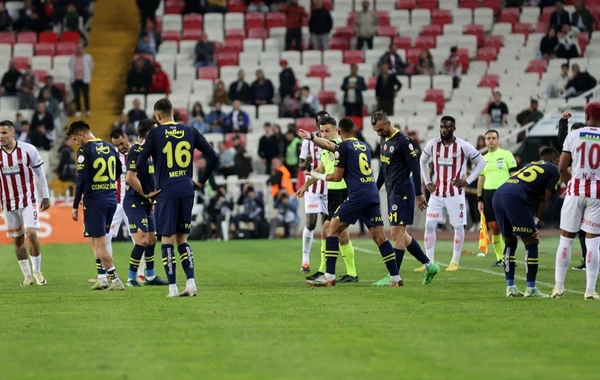 "Sivasspor" - "Fənərbağça" matçının VAR qeydləri açıqlandı - Haqlı penalti verilib? - FOTO