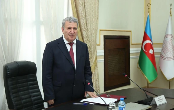 AMEA-da yeni şöbələr yaradılıb, kadr təyinatları olub - FOTO
