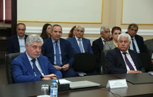 AMEA-da yeni şöbələr yaradılıb, kadr təyinatları olub - FOTO
