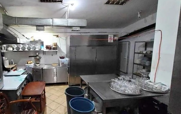 Bakıda nöqsanlar aşkarlanan restoranın fəaliyyəti məhdudlaşdırılıb - FOTO