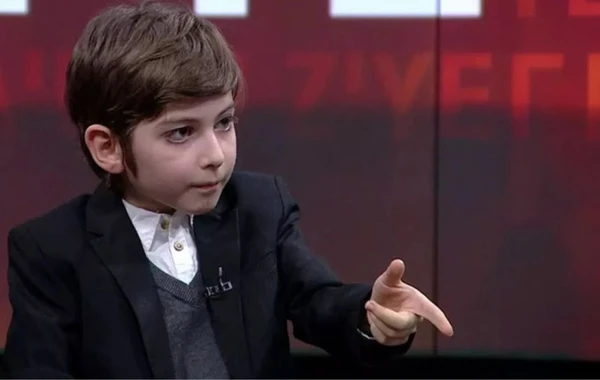 O indi 15 yaşlı böyük oğlandır - "Filosof Atakan"ın son halı - FOTO