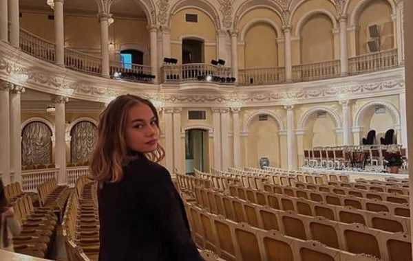 В Баку трагически погибла 21-летняя модель - ФОТО