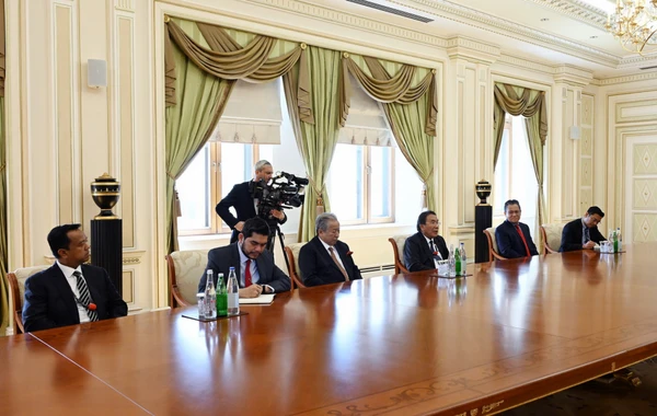 Президент Ильхам Алиев принял главу Сената Парламента Малайзии - ОБНОВЛЕНО/ФОТО