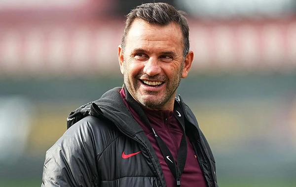 “Qalatasaray” Okan Burukla yeni müqavilə imzaladı