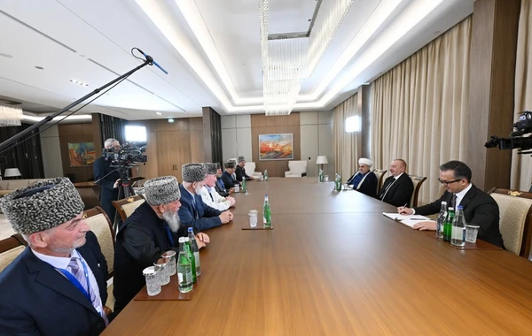 İlham Əliyev Rusiyanın Şimali Qafqaz regionunun müftilərini qəbul edib - FOTO - YENİLƏNİB