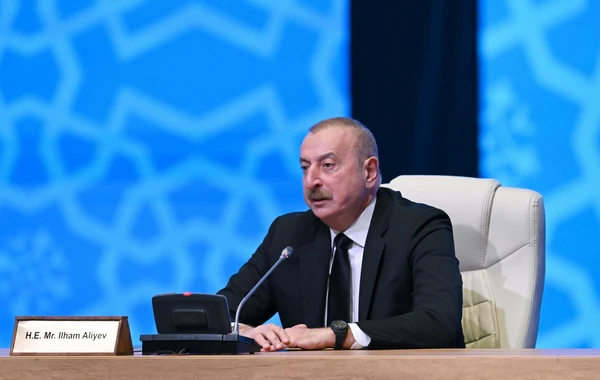 В Баку стартовал международный форум: Президент выступил на церемонии открытия - ОБНОВЛЕНО - ВИДЕО