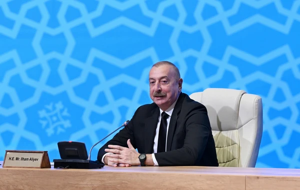 В Баку стартовал международный форум: Президент выступил на церемонии открытия - ОБНОВЛЕНО - ВИДЕО