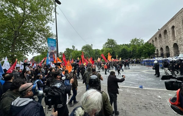İstanbulda gərginlik - Polis Taksim yürüşünə icazə vermədi, xaos yaşandı - FOTO