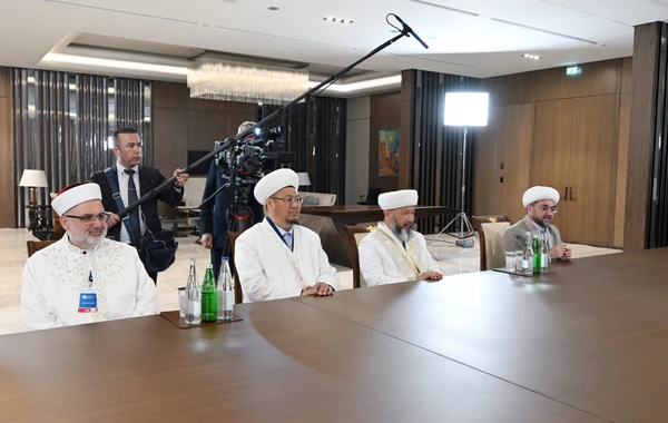 Prezident İlham Əliyev TDT-yə üzv və müşahidəçi dövlətlərin dini rəhbərlərindən ibarət nümayəndə heyətini qəbul edib - YENİLƏNİB - FOTO