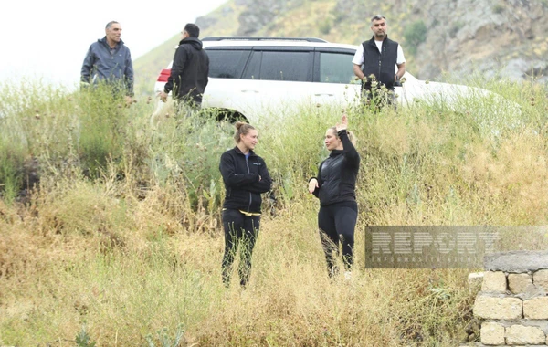 ANAMA nümayəndəsi səyahətçilərə Qarabağda aparılan minatəmizləmə işləri barədə məlumat verib - YENİLƏNİB - FOTO