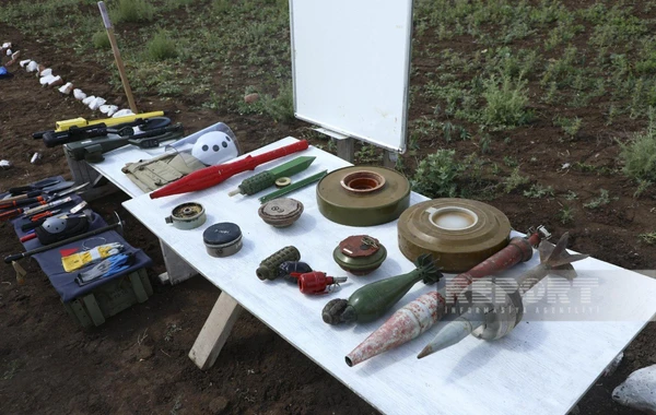 ANAMA nümayəndəsi səyahətçilərə Qarabağda aparılan minatəmizləmə işləri barədə məlumat verib - YENİLƏNİB - FOTO