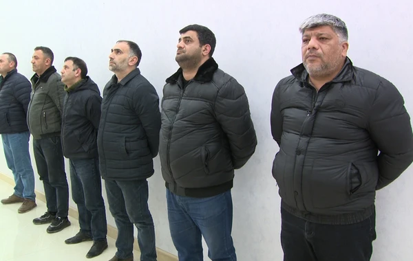 Azərbaycanda saxta yuyucu vasitələr hazırlayan gizli sex aşkarlandı - Saxlanılanlar var - FOTO/VİDEO