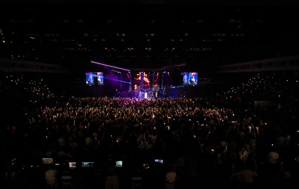 Azərbaycanlı repçinin konsertinə 5000 adam qatıldı - FOTO/VİDEO