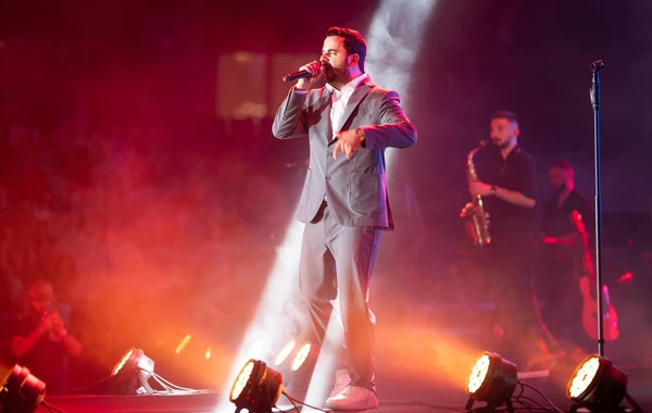 Azərbaycanlı repçinin konsertinə 5000 adam qatıldı - FOTO/VİDEO