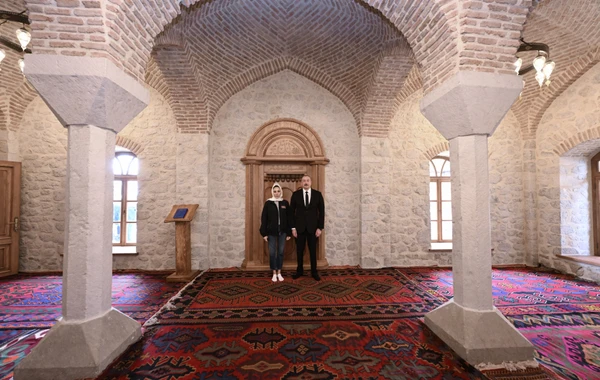 Prezident və xanımı Şuşada Mamayı məscidinin açılışında iştirak ediblər - YENİLƏNİB + FOTO