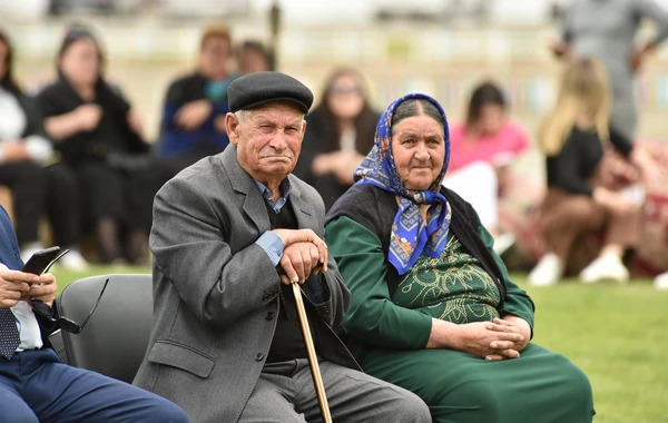 “Xarıbülbül” festivalı “Sələflər və xələflər”lə Laçında - FOTO