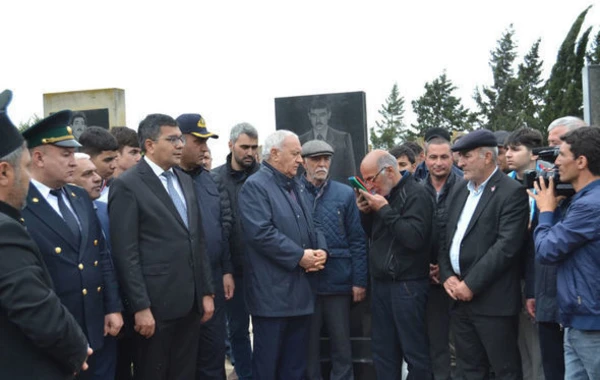 Останки шехида Сираджа Нариманова с почестями преданы земле - ФОТО
