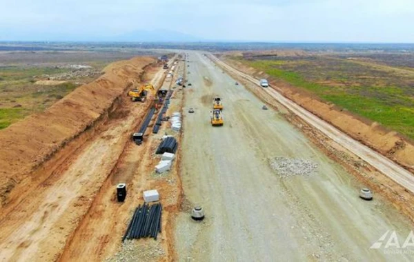 Ağdam şəhərinin daxili yollarının tikintisi necə aparılır? - FOTO/VİDEO