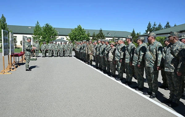 Kərim Vəliyev artilleriya bölmələrinin taktiki təlimini izləyib - FOTO