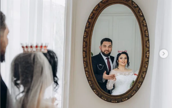 Evliliyinin birinci ayında TOY FOTOLARINI PAYLAŞDI