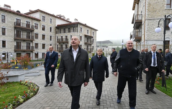 Президенты Ильхам Алиев и Александр Лукашенко посетили город Шуша - ФОТО