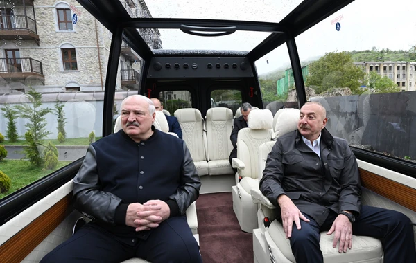 Prezident İlham Əliyev və Prezident Aleksandr Lukaşenko Şuşa şəhərinə səfər ediblər - YENİLƏNİR - FOTO