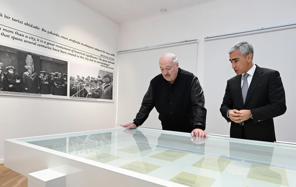 İlham Əliyev ilə Aleksandr Lukaşenko Şuşada “Heydər Əliyev və Qarabağ” sərgisinə baxıblar - FOTO - YENİLƏNİB