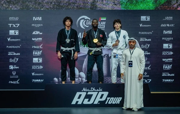 Azərbaycanlı aktyorun oğlu beynəlxalq turnirdə gümüş medal qazandı - FOTO