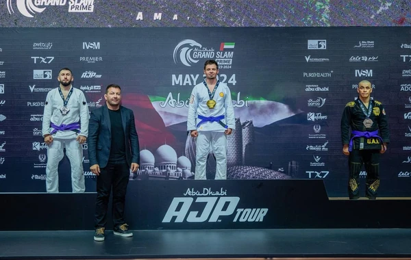 Azərbaycanlı aktyorun oğlu beynəlxalq turnirdə gümüş medal qazandı - FOTO