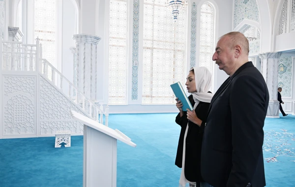 Президент и первая леди приняли участие в открытии Зангиланской мечети - ОБНОВЛЕНО + ФОТО