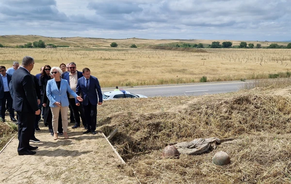 Latviya Parlamentinin sədri Füzuliyə gedib - FOTO