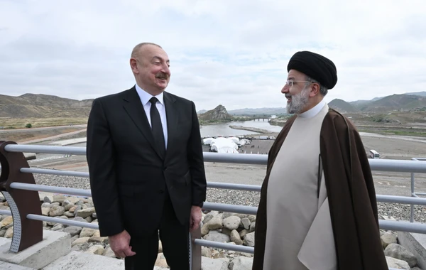 İlham Əliyev və Seyid İbrahim Rəisi Azərbaycan-İran dövlət sərhədində görüşüblər - FOTO