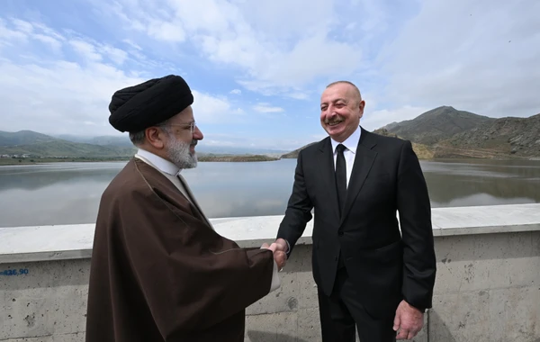 İlham Əliyev və Seyid İbrahim Rəisi Azərbaycan-İran dövlət sərhədində görüşüblər - FOTO