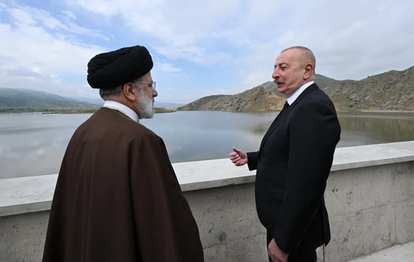 İlham Əliyev və Seyid İbrahim Rəisi Azərbaycan-İran dövlət sərhədində görüşüblər - FOTO
